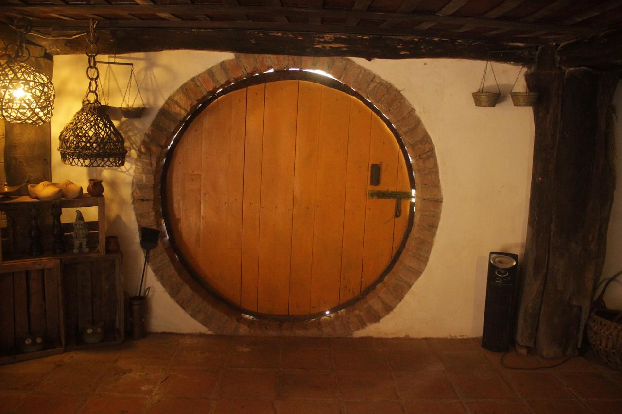The Hobbit La Comarca Hotel Nueva San Salvador Zewnętrze zdjęcie