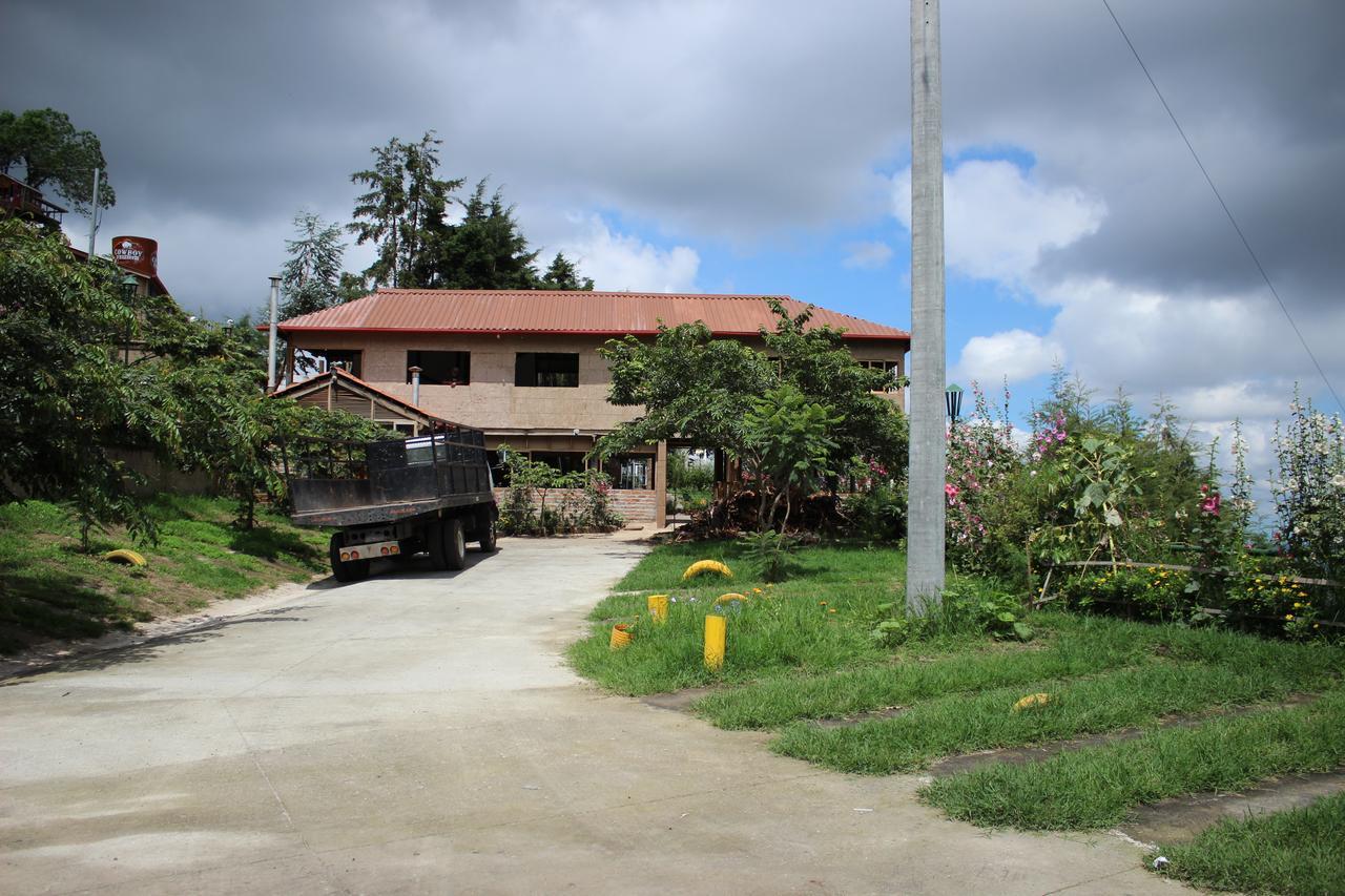 The Hobbit La Comarca Hotel Nueva San Salvador Zewnętrze zdjęcie