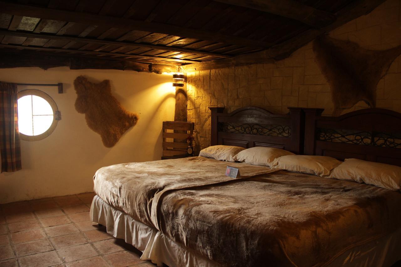 The Hobbit La Comarca Hotel Nueva San Salvador Zewnętrze zdjęcie